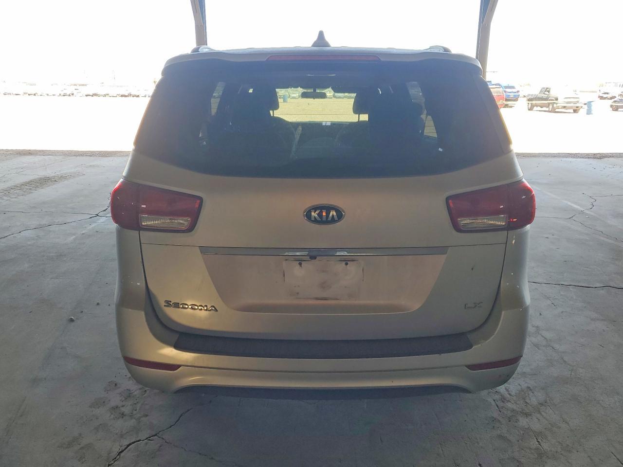 2015 KIA SEDONA
