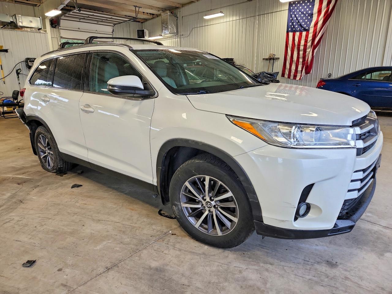 2019 TOYOTA HIGHLANDER