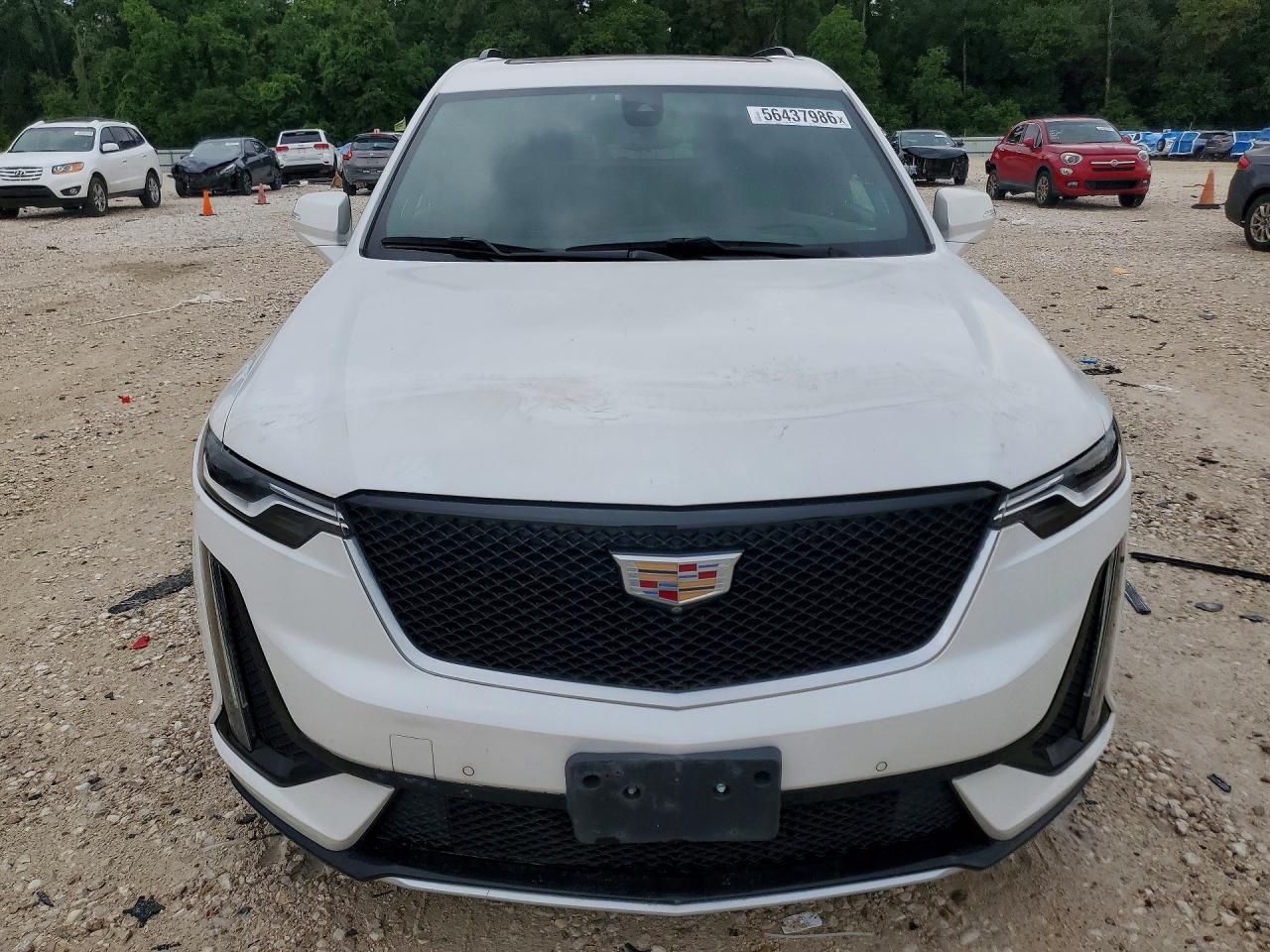 2021 CADILLAC XT6