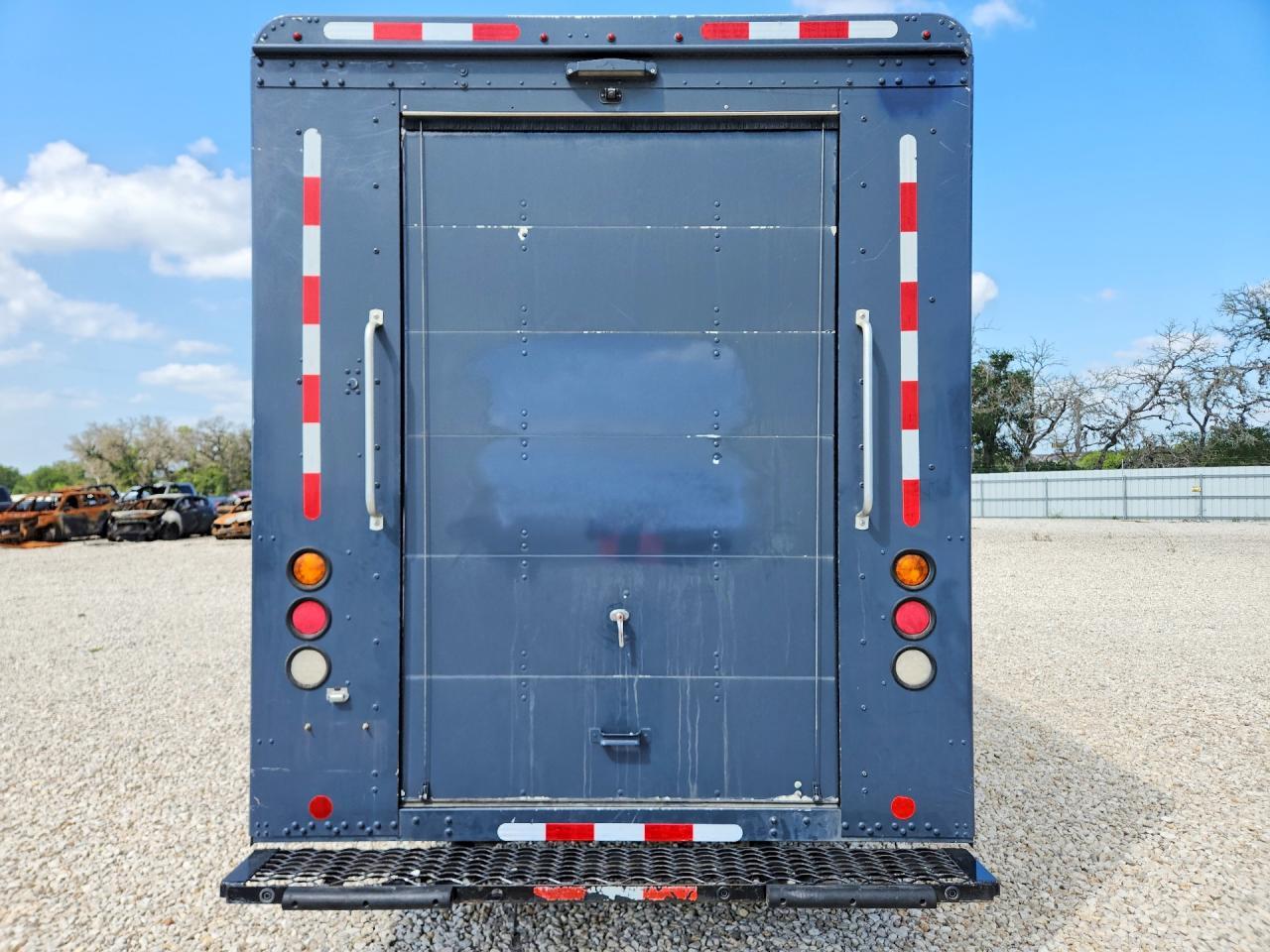 2021 FREIGHTLINER Mt45g