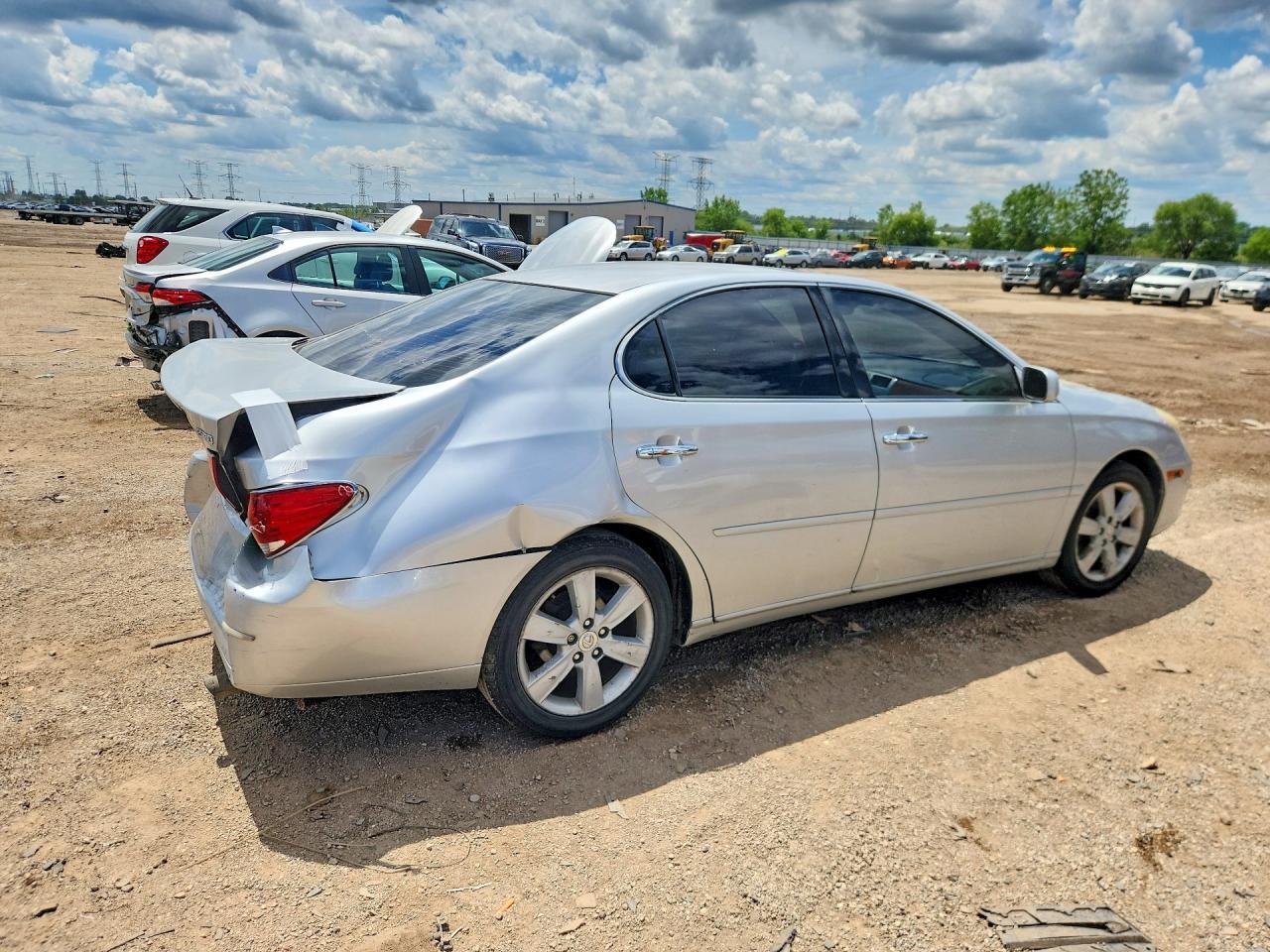 2005 LEXUS ES 330
