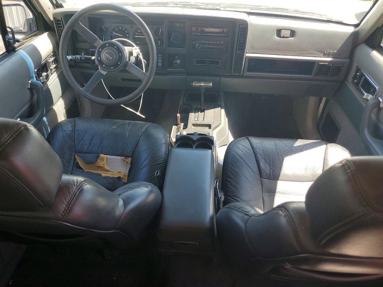 1990 JEEP CHEROKEE