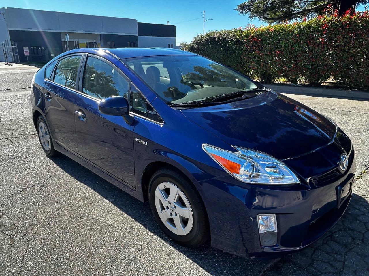 2011 TOYOTA PRIUS