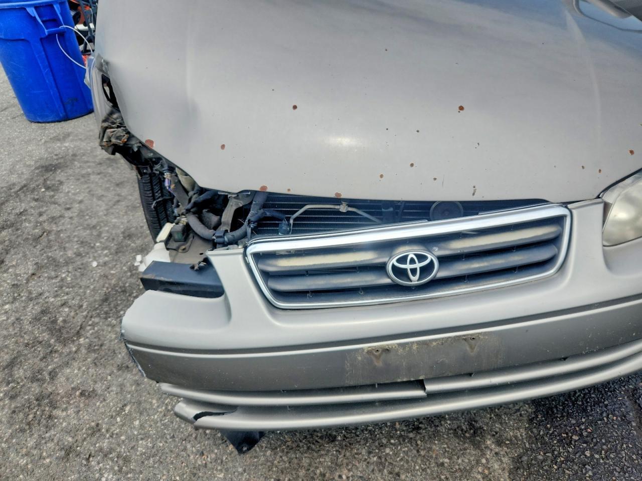 2000 TOYOTA CAMRY