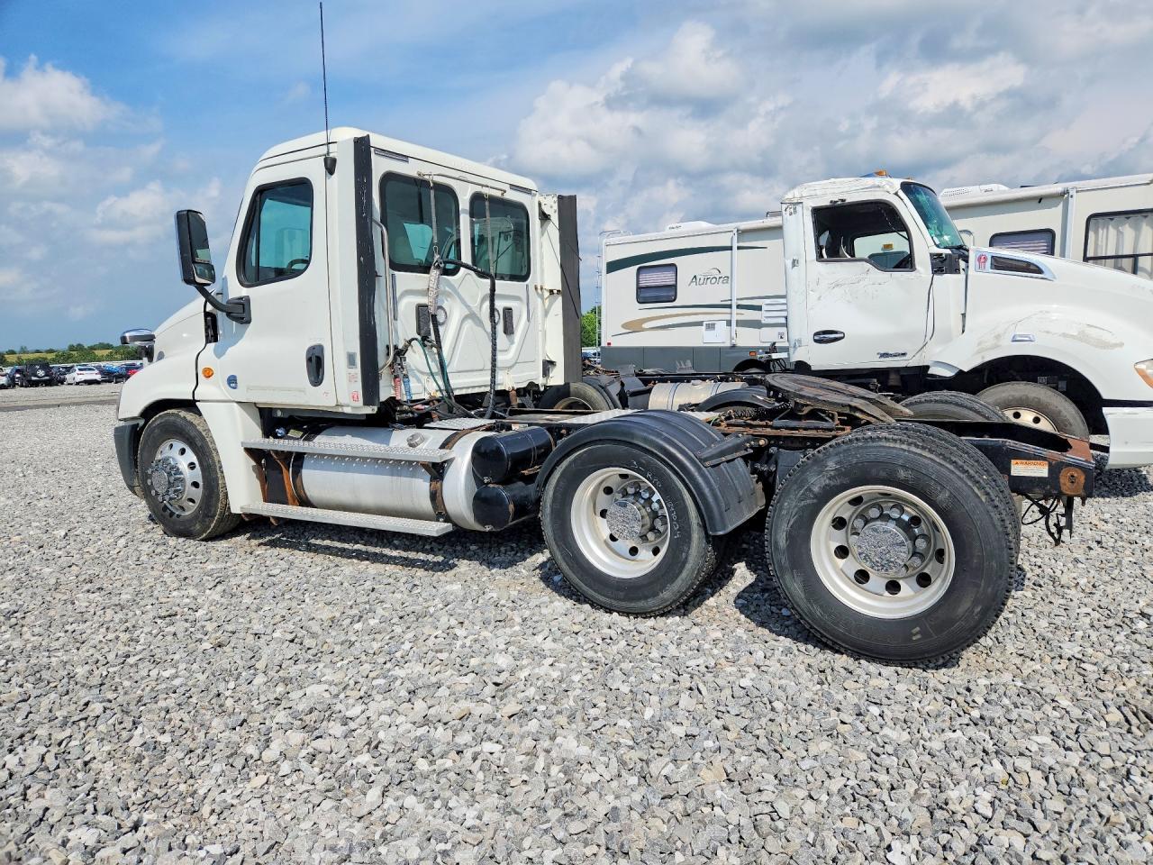 2017 FREIGHTLINER CASCADIA