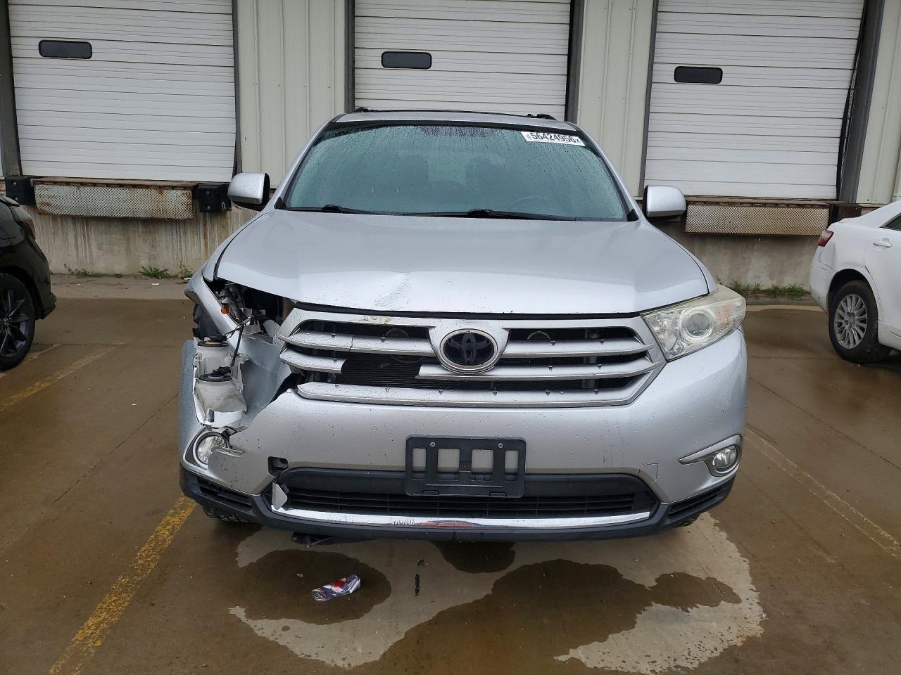2013 TOYOTA HIGHLANDER
