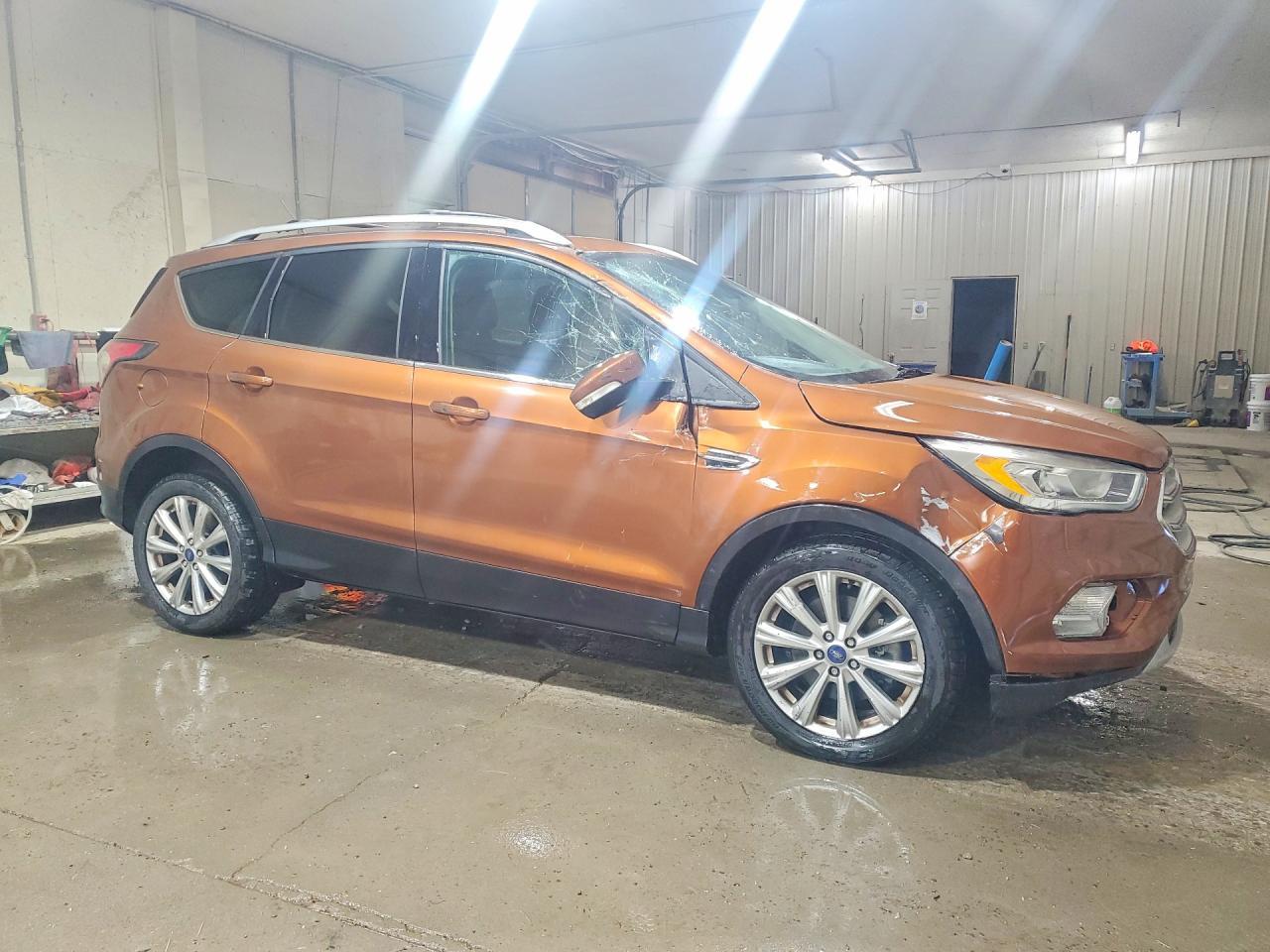 2017 FORD ESCAPE