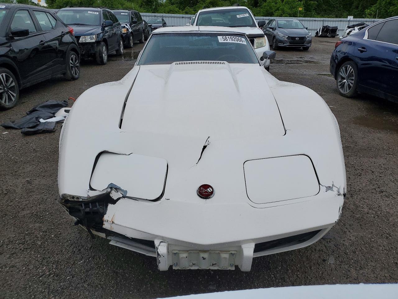 1976 CHEVROLET CORVETTE