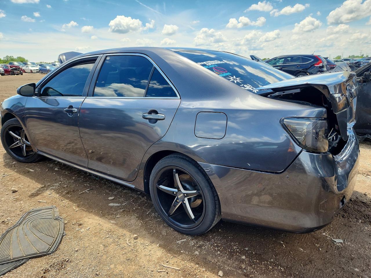 2014 TOYOTA CAMRY