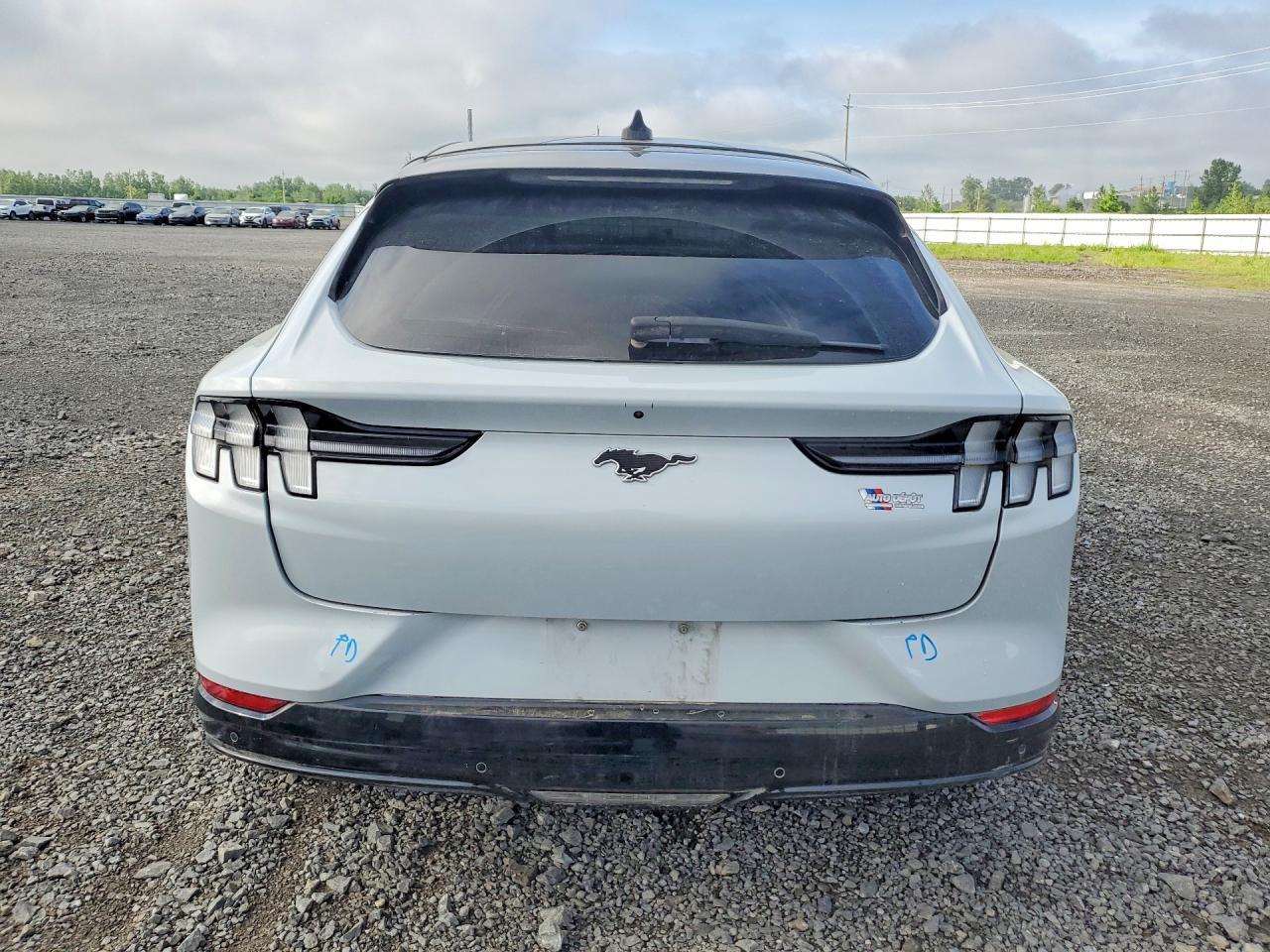 2021 FORD Mustang Mach-E