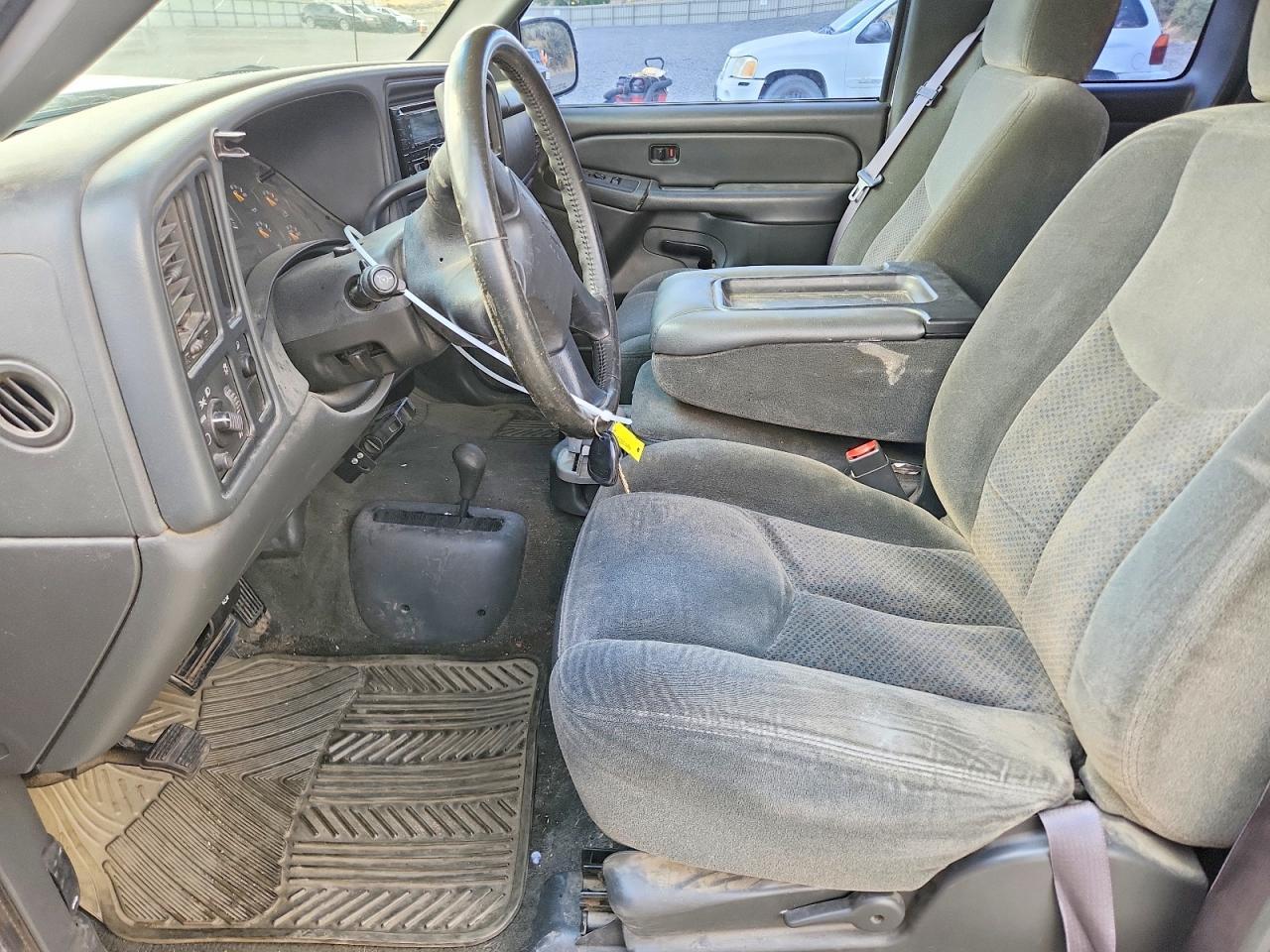 2004 CHEVROLET Silverado