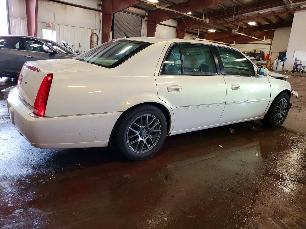 2006 CADILLAC DTS