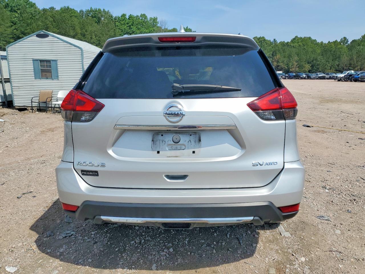 2018 NISSAN ROGUE