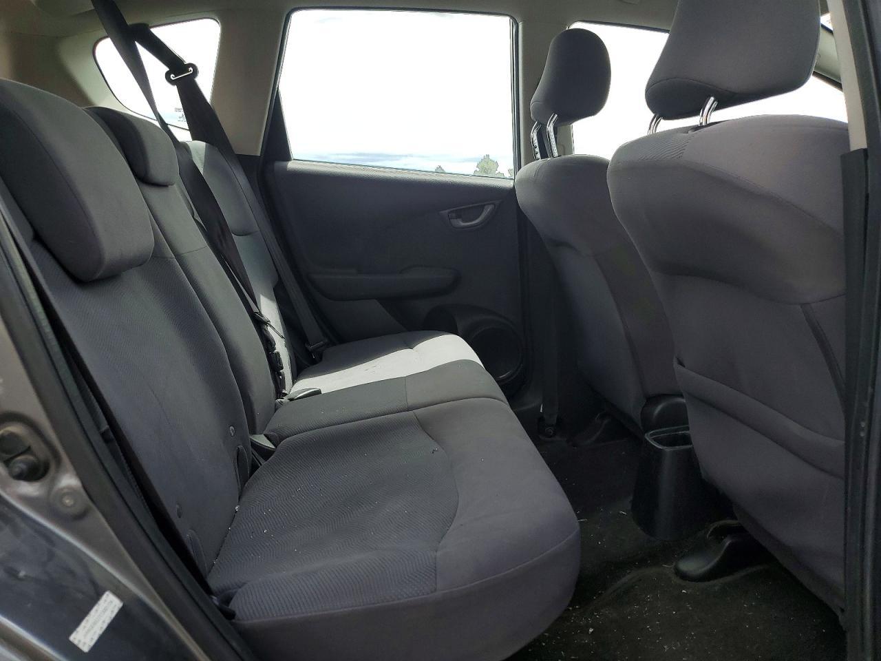 2012 HONDA FIT