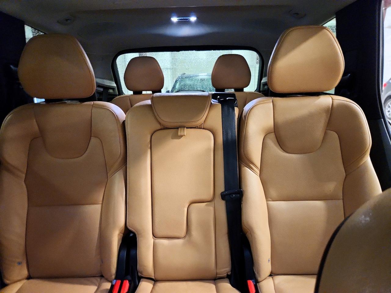 2016 VOLVO XC90