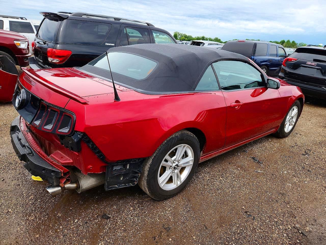 2013 FORD MUSTANG