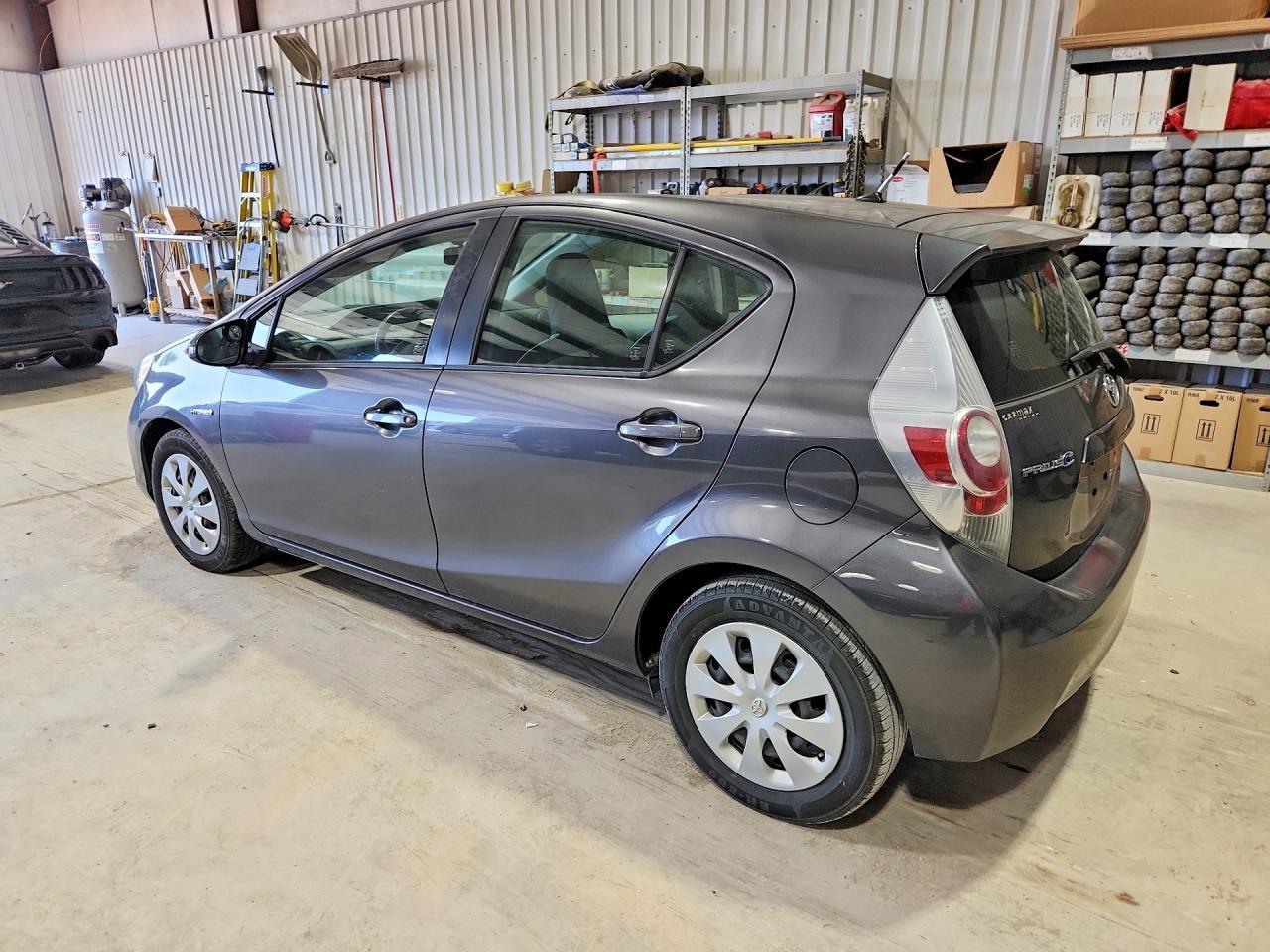 2014 TOYOTA Prius c