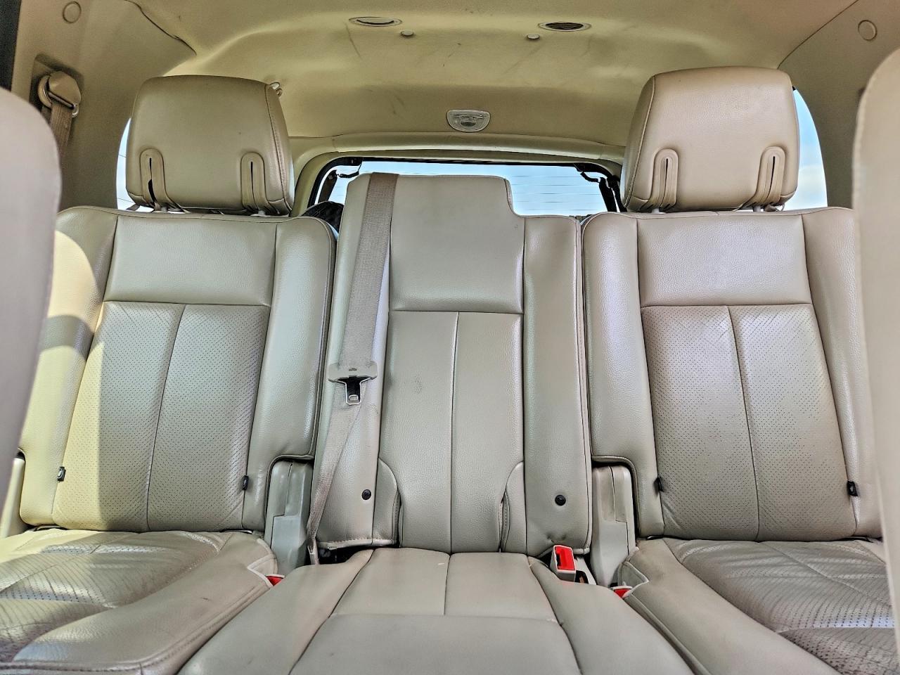 2010 FORD Expedition