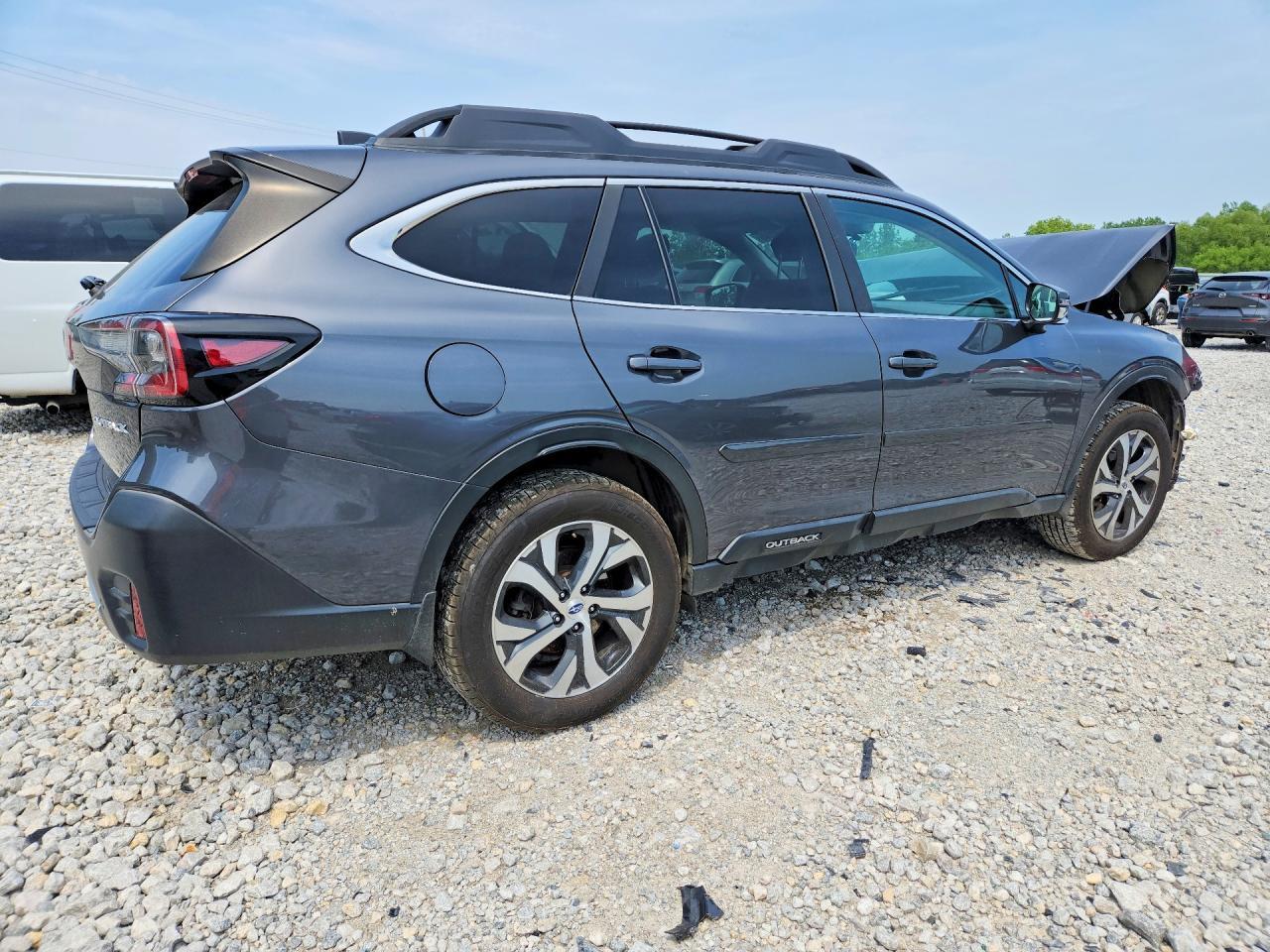 2021 SUBARU Outback
