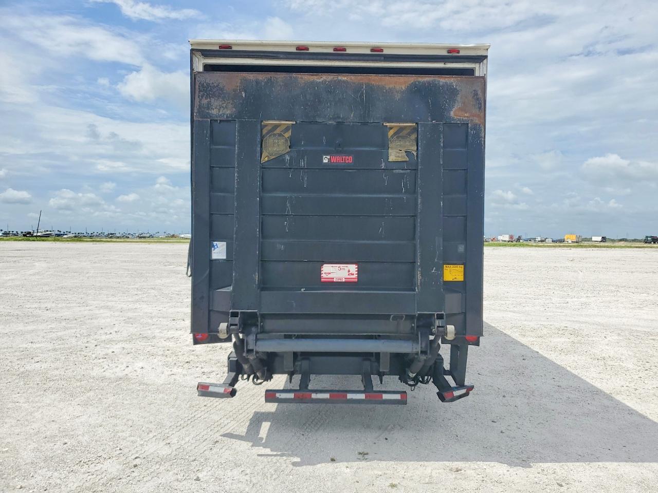 2019 FREIGHTLINER M2