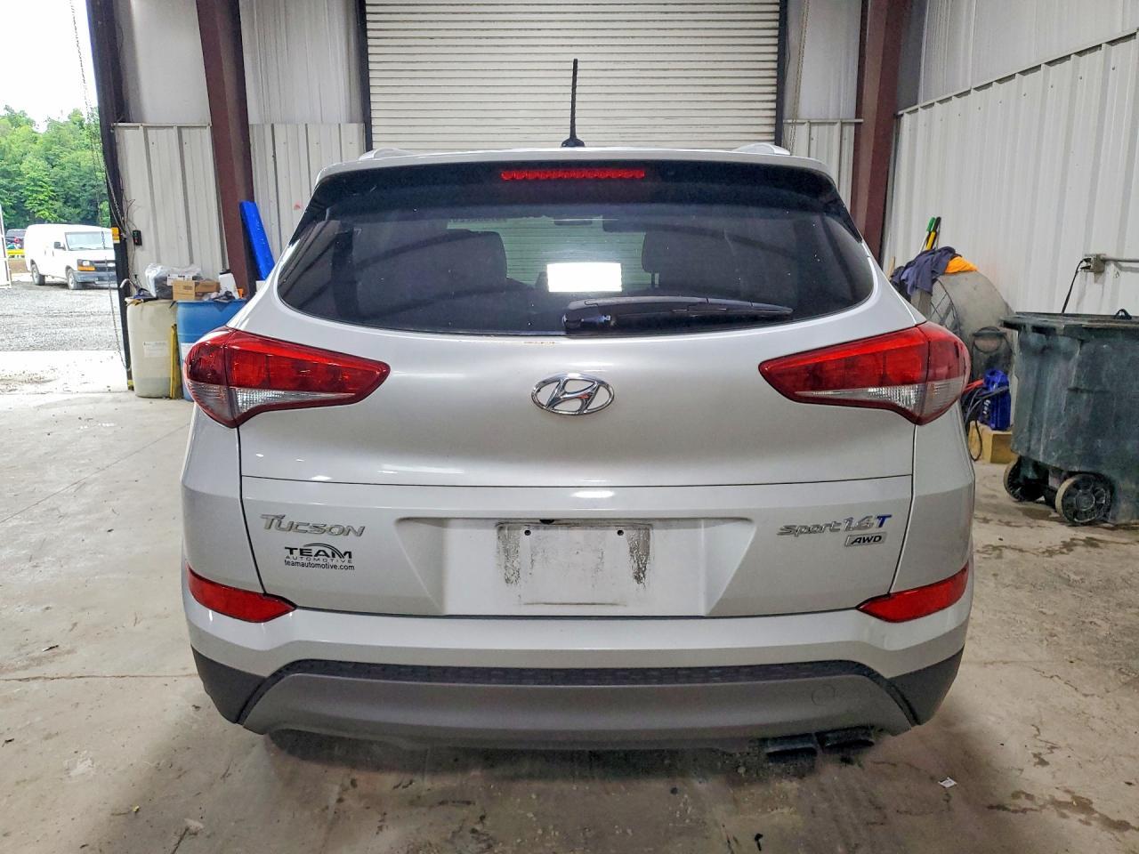 2016 HYUNDAI TUCSON