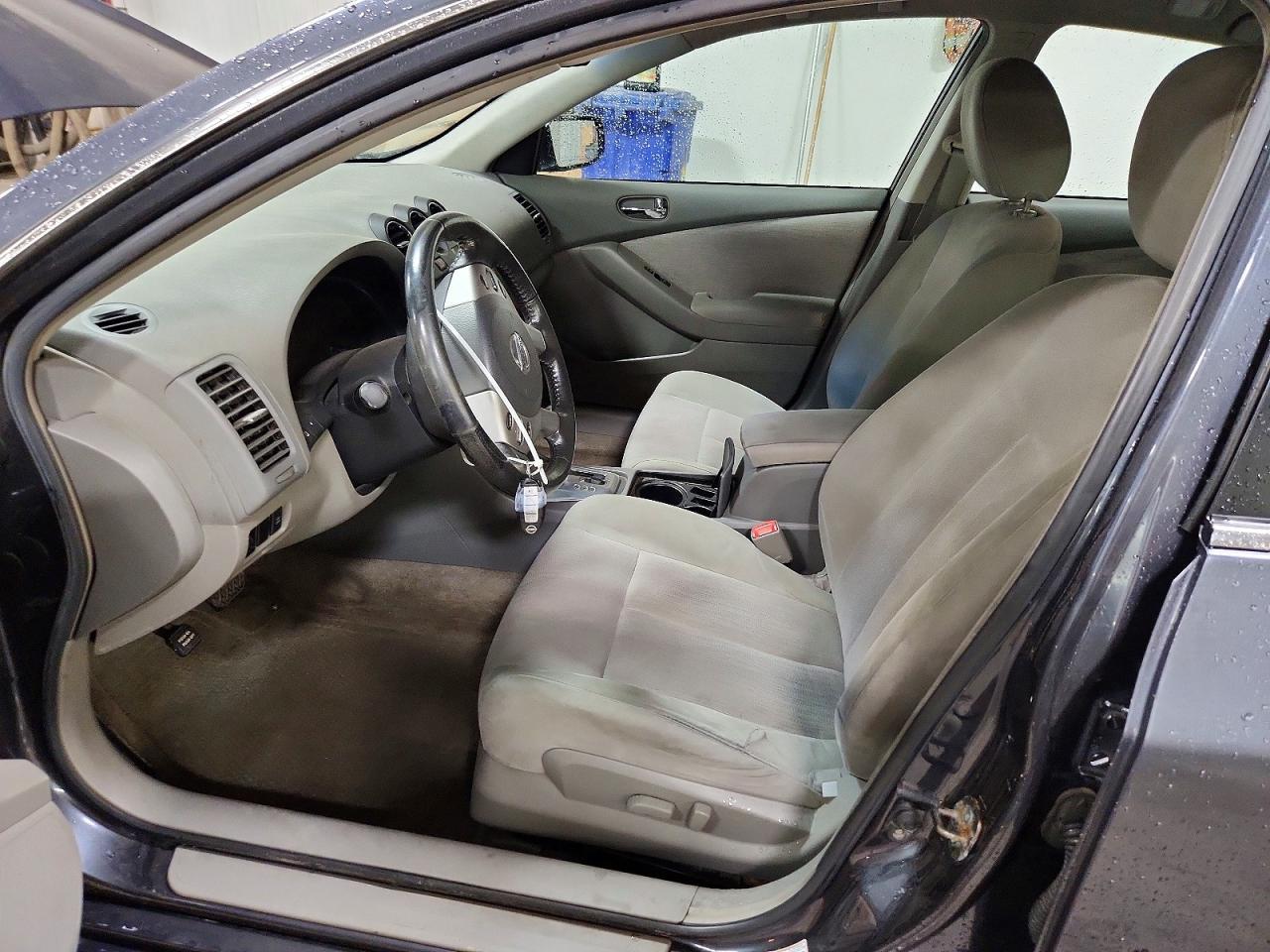 2010 NISSAN ALTIMA