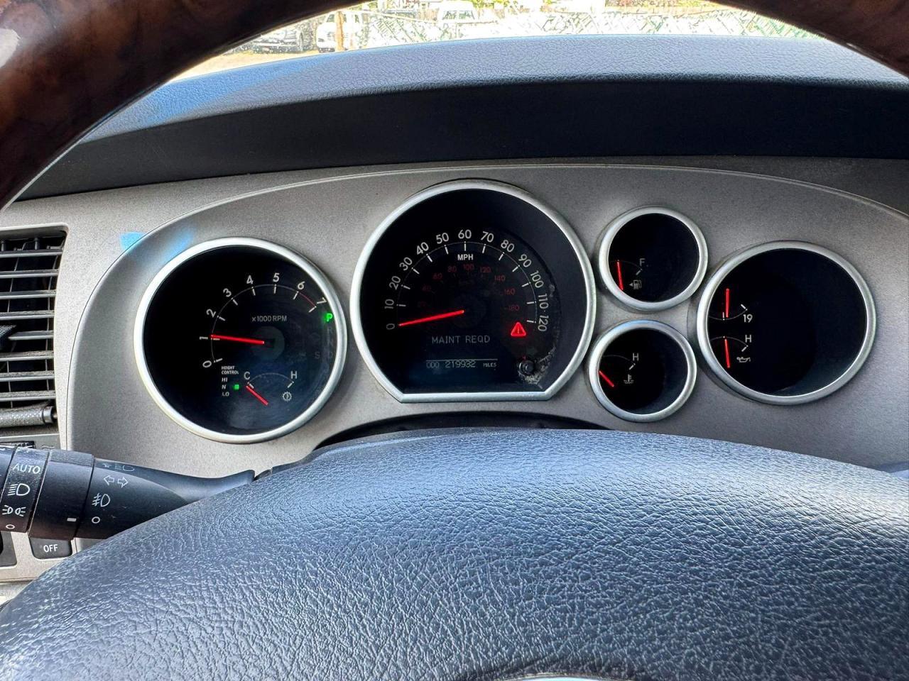 2010 TOYOTA Sequoia