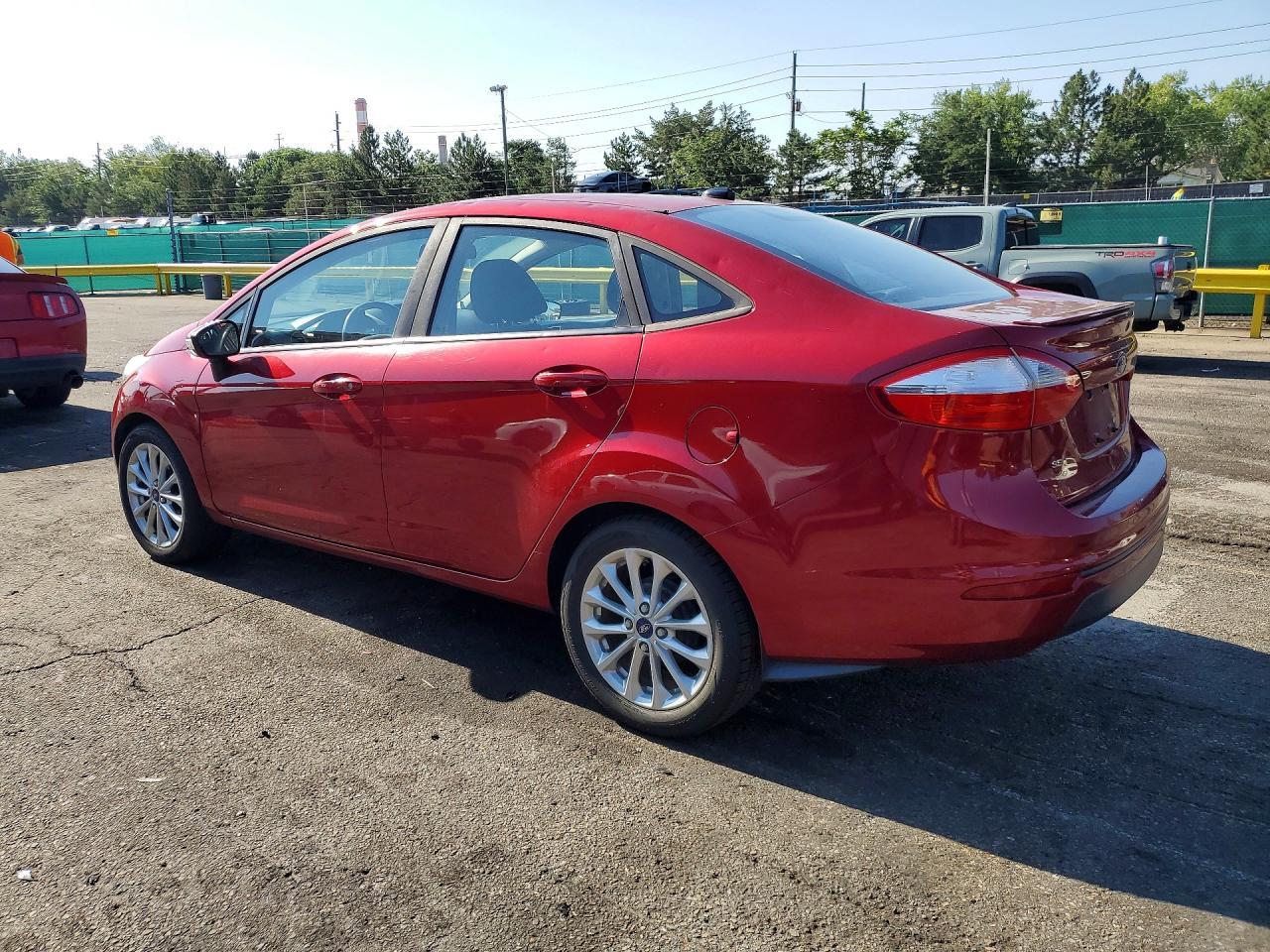 2014 FORD Fiesta