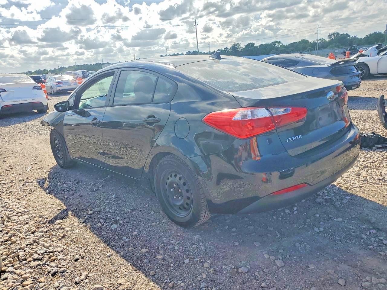 2014 KIA FORTE