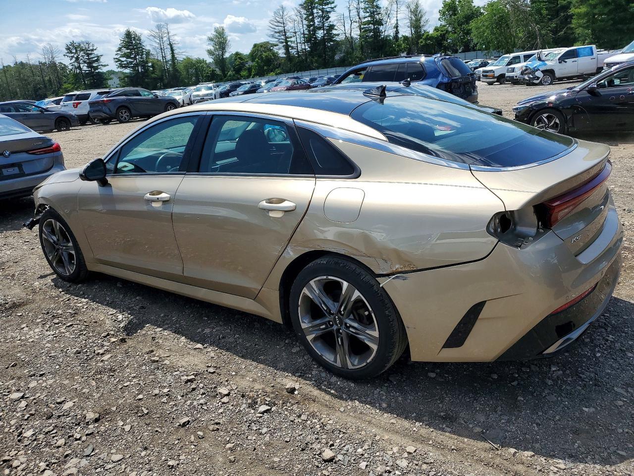 2022 KIA K5