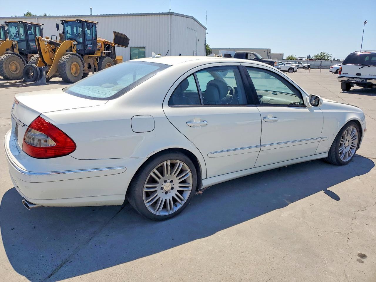 2008 MERCEDES-BENZ E-Class