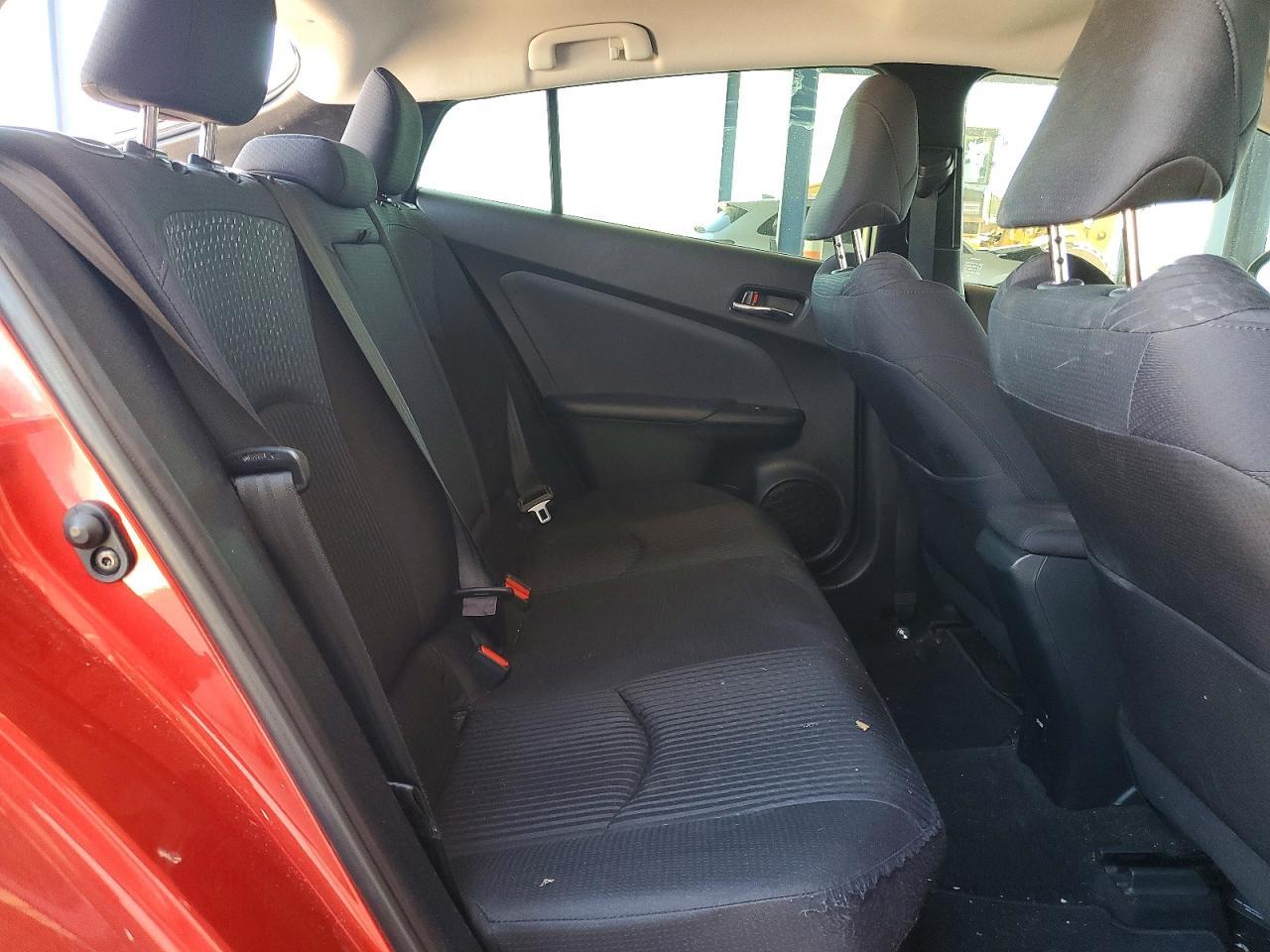 2017 TOYOTA PRIUS