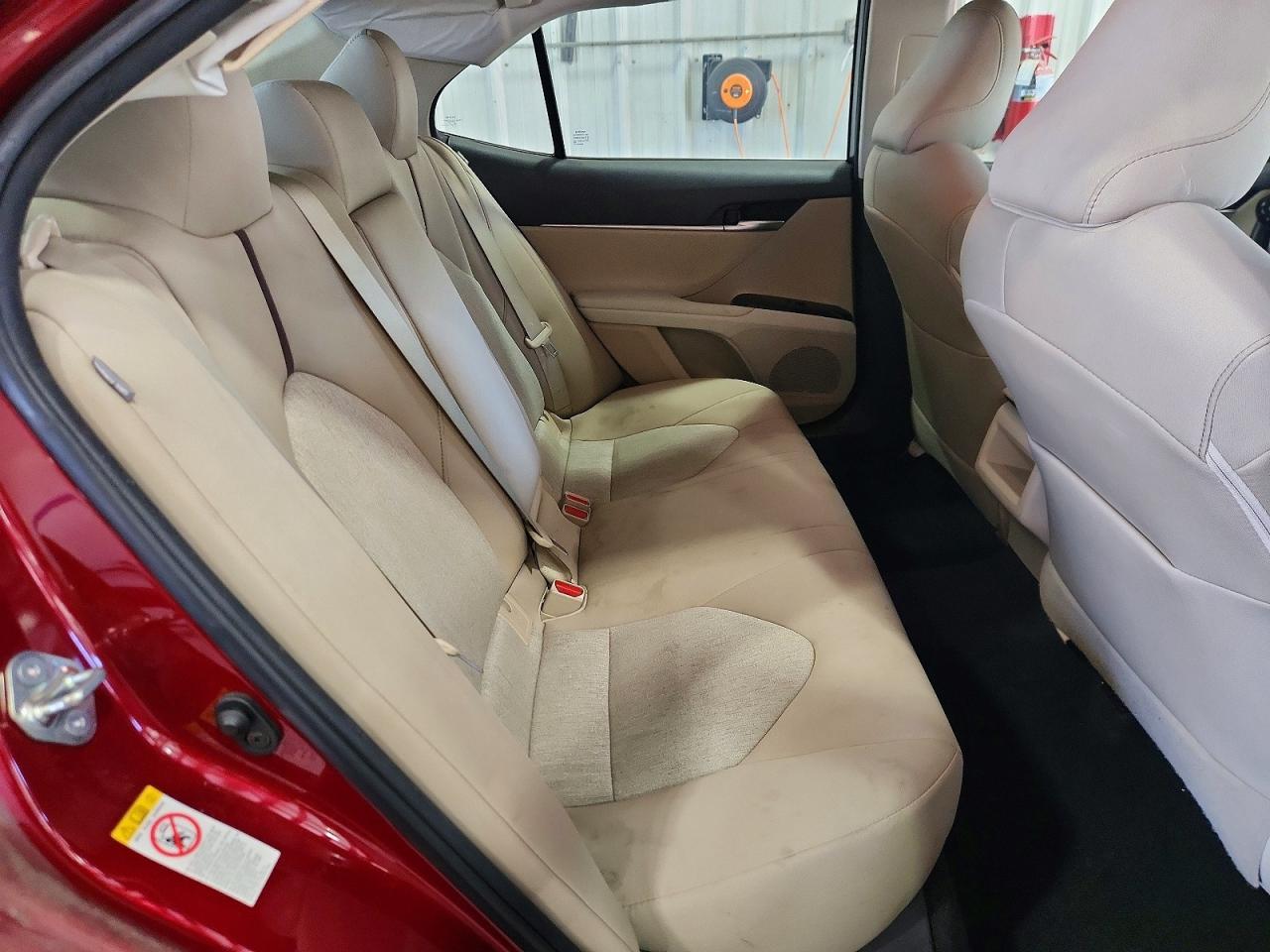 2018 TOYOTA CAMRY