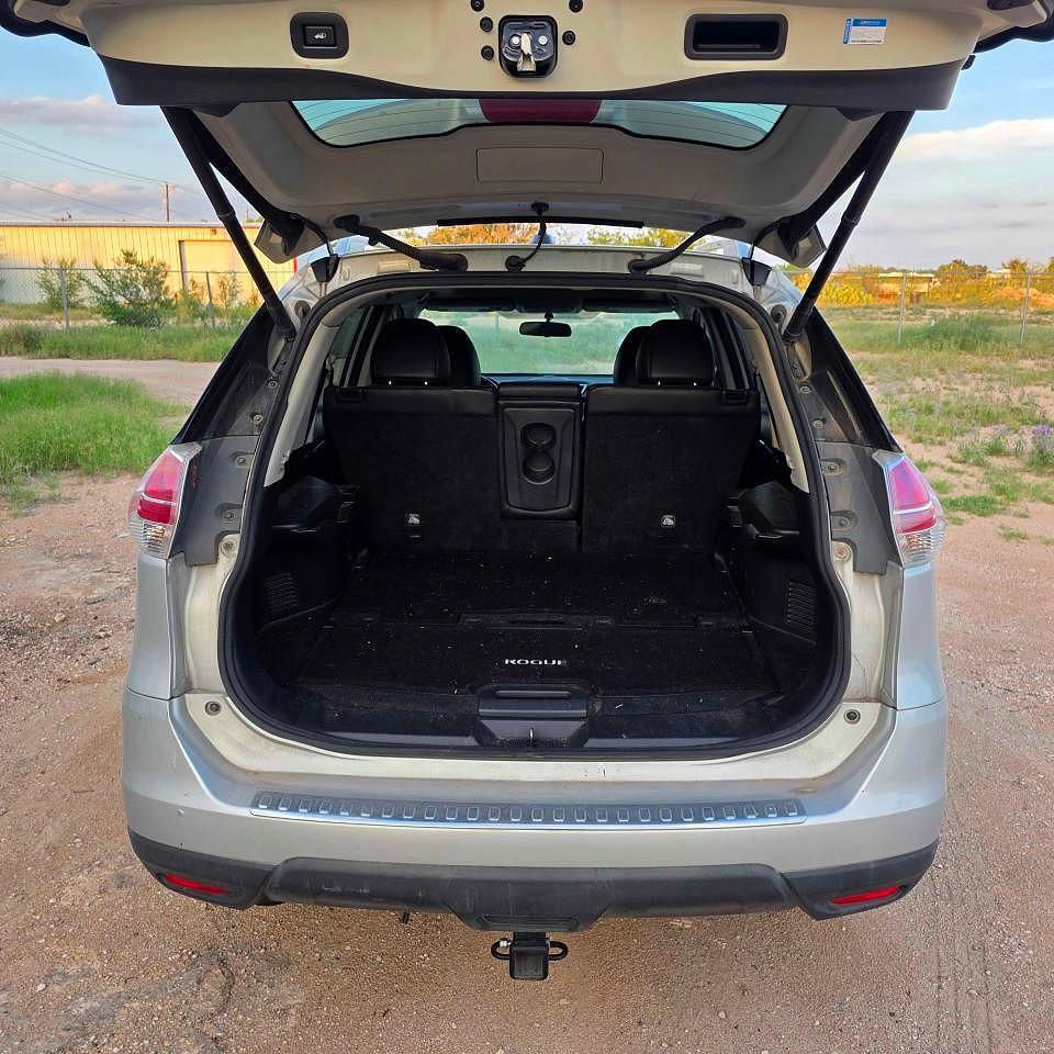 2015 NISSAN ROGUE
