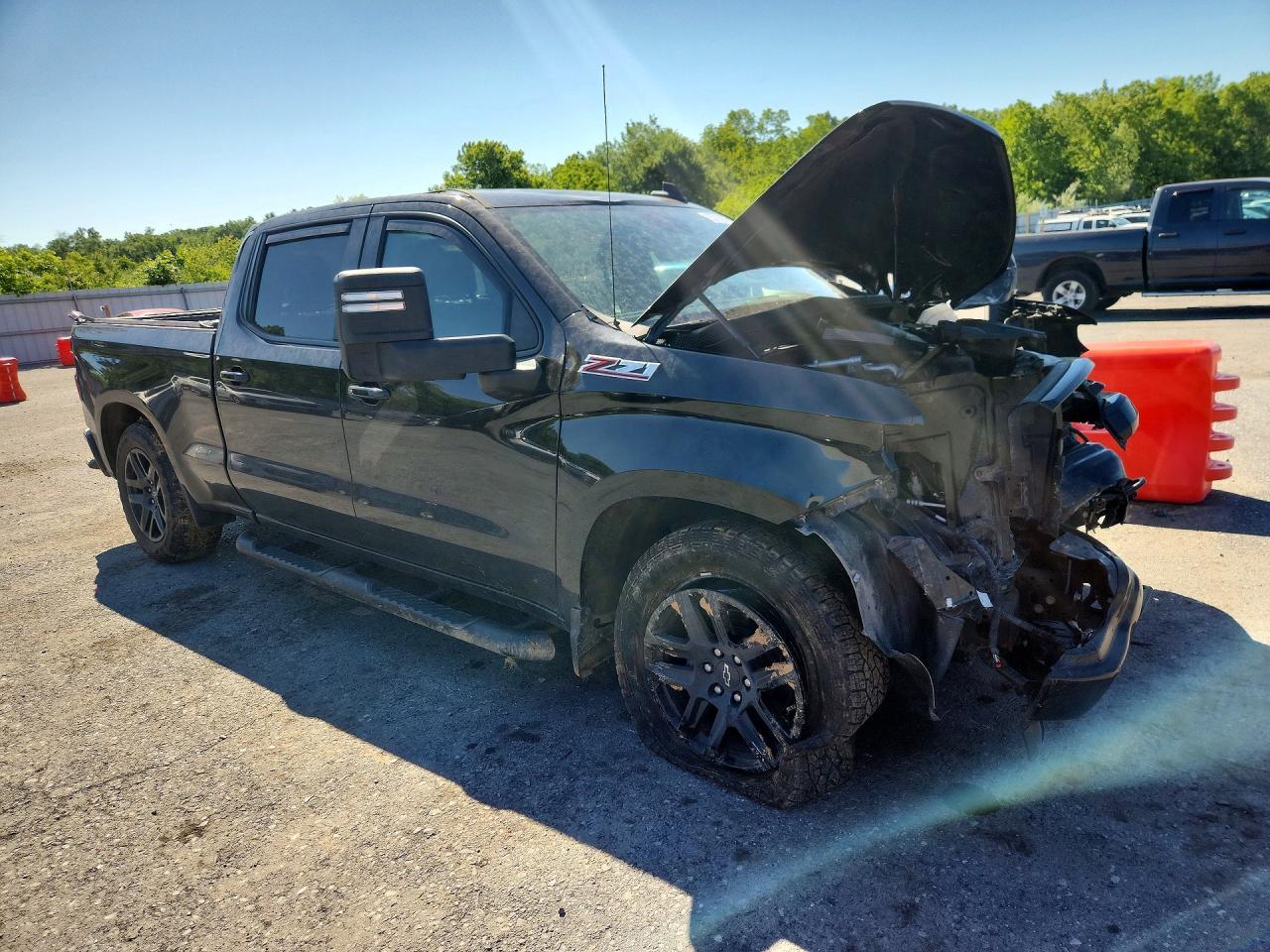 2024 CHEVROLET Silverado