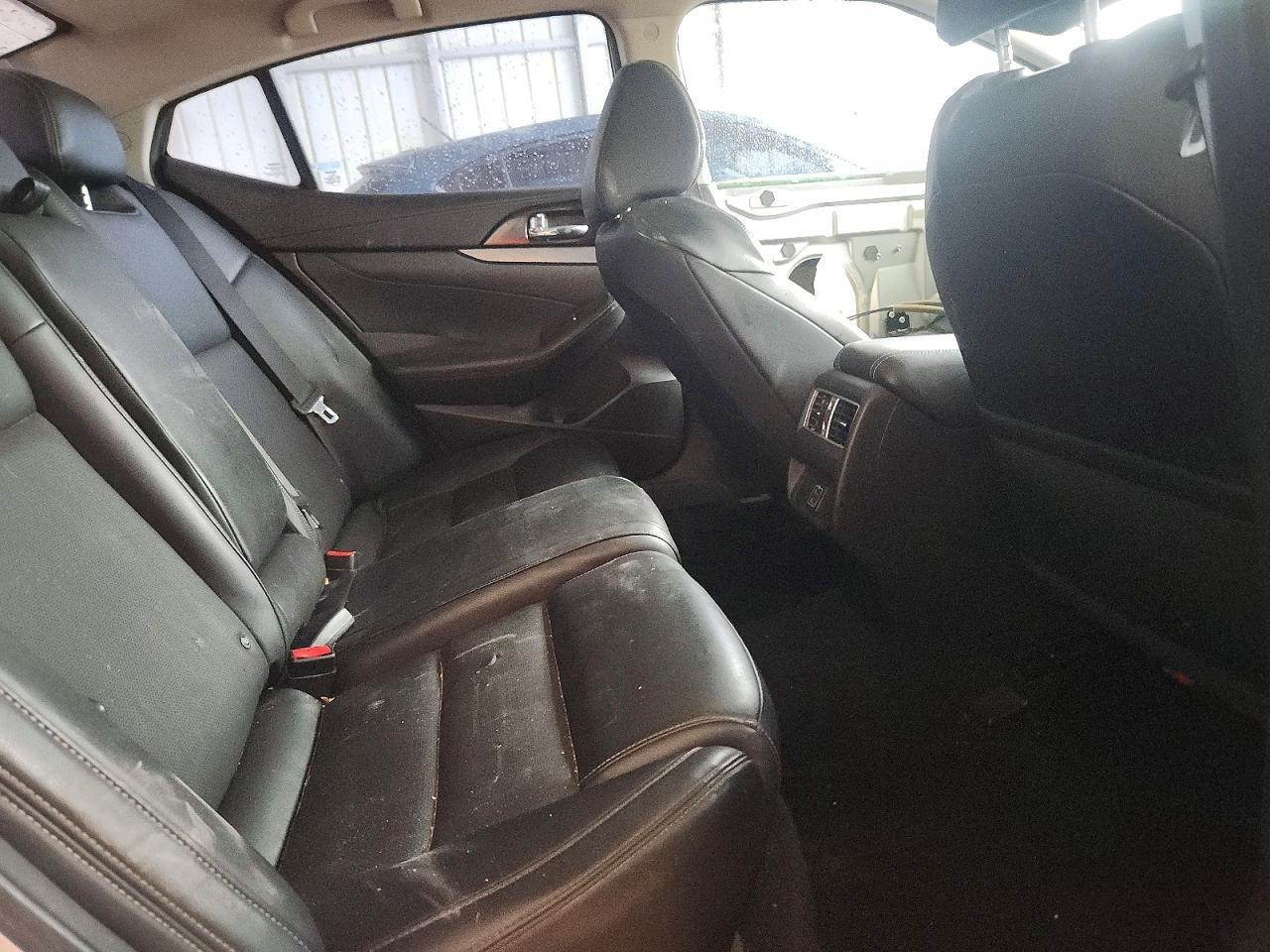 2018 NISSAN Maxima