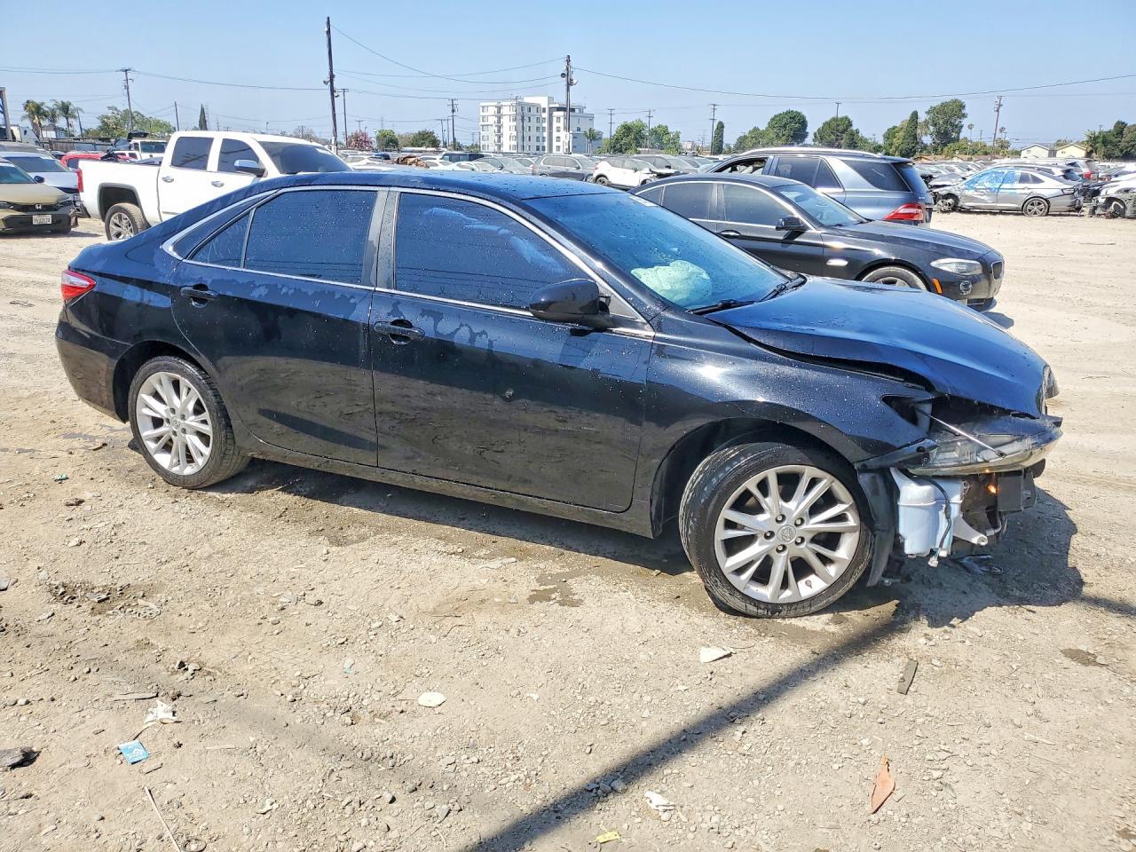 2016 TOYOTA CAMRY