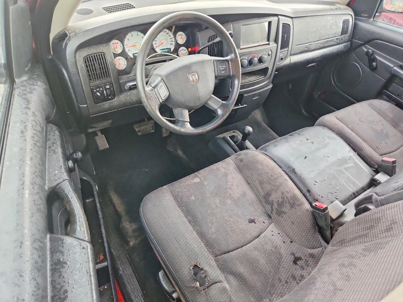 2004 DODGE RAM 1500