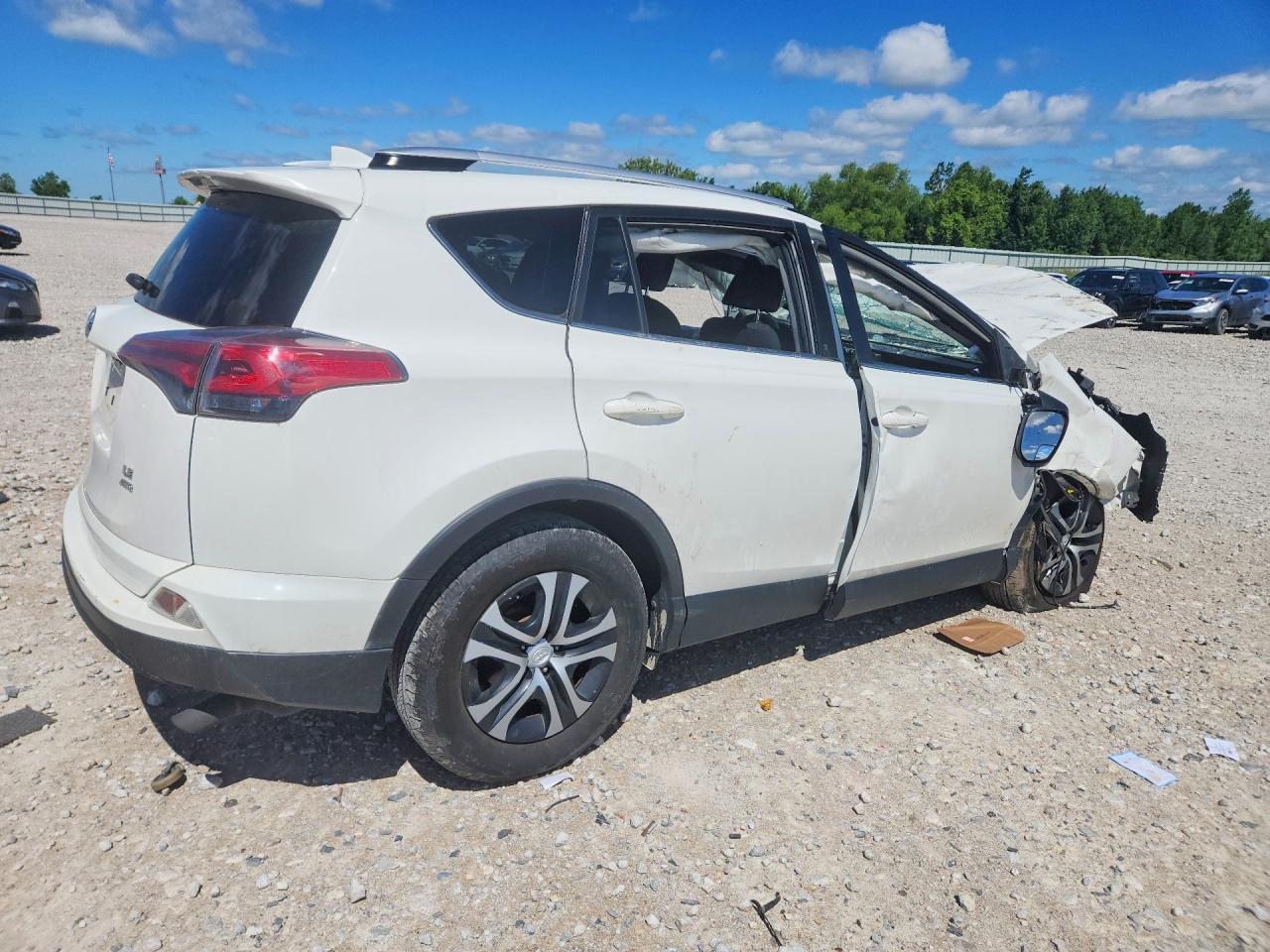 2016 TOYOTA RAV4