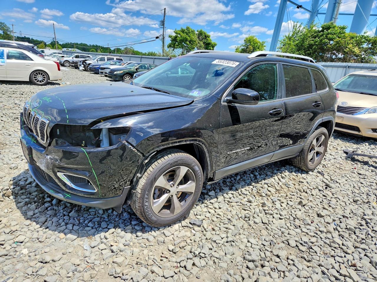2019 JEEP CHEROKEE