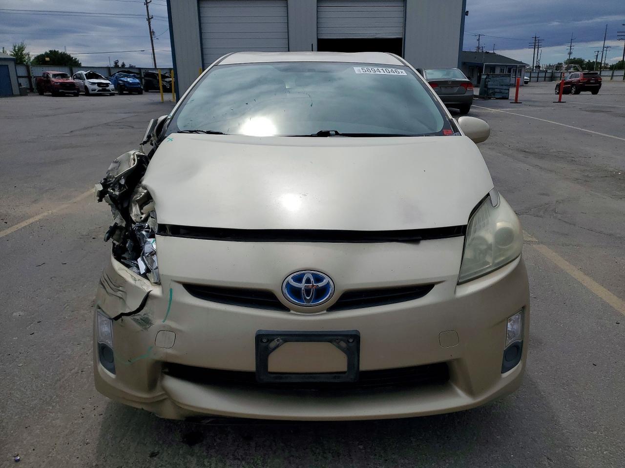 2011 TOYOTA PRIUS