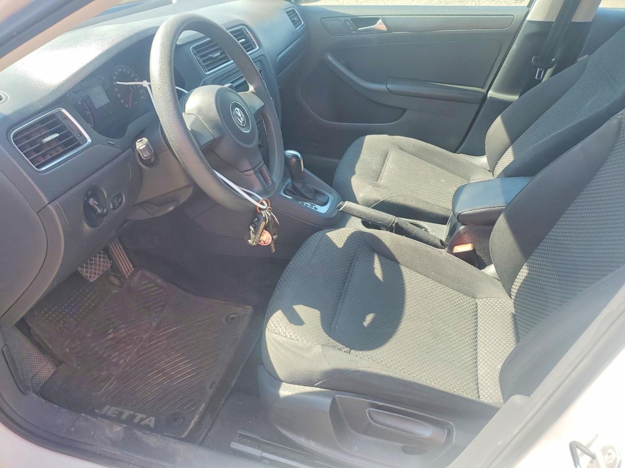 2014 VOLKSWAGEN JETTA