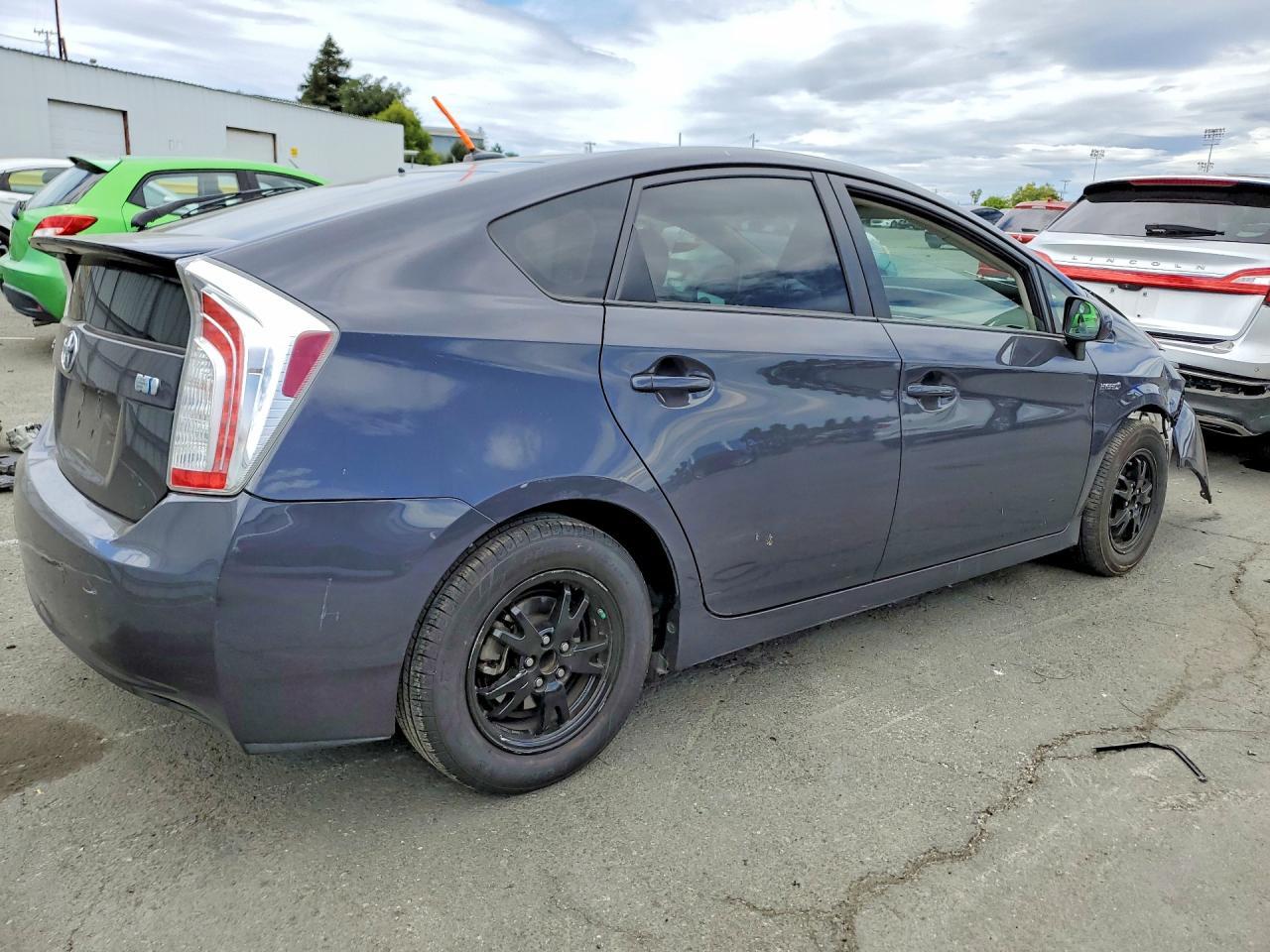 2012 TOYOTA PRIUS