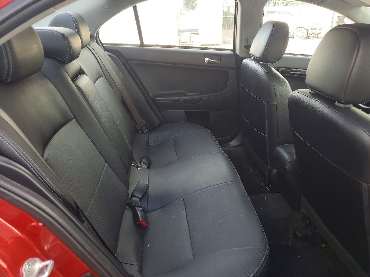 2015 MITSUBISHI LANCER