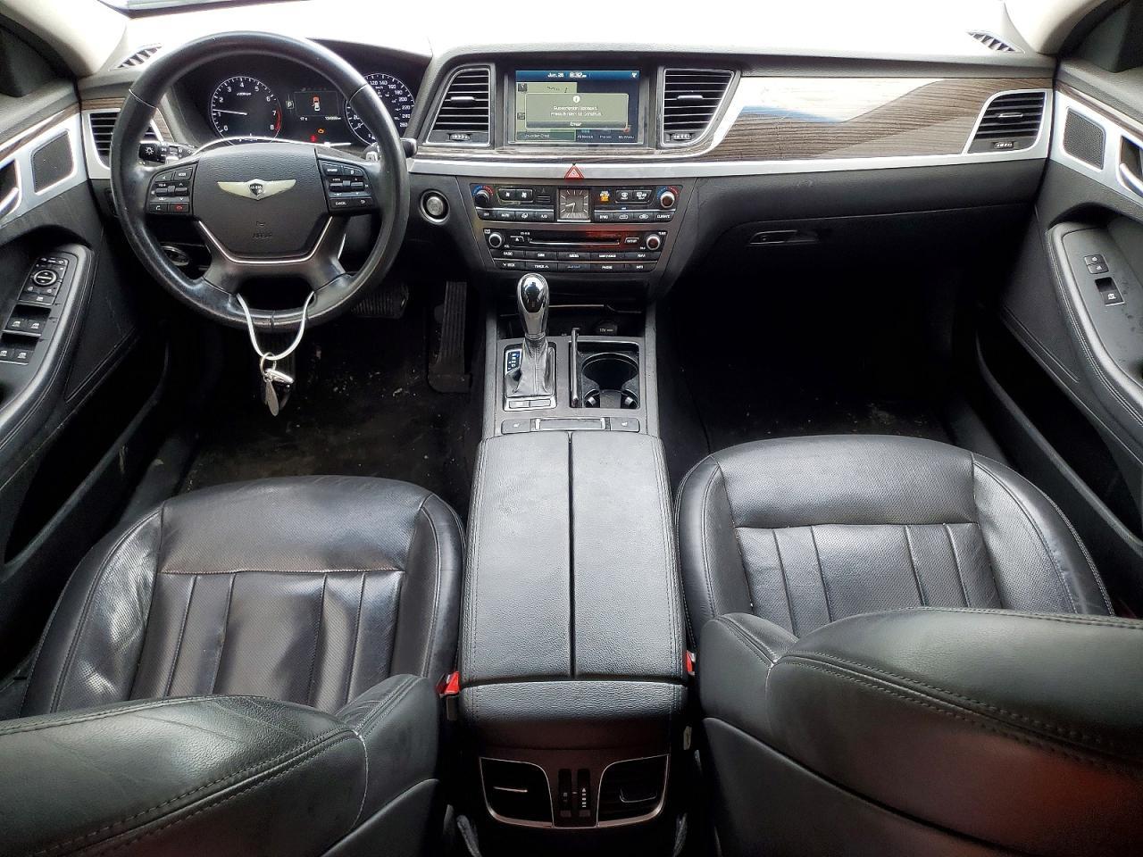 2015 HYUNDAI GENESIS