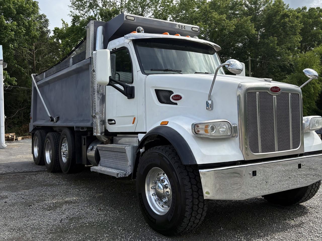 2020 PETERBILT 567