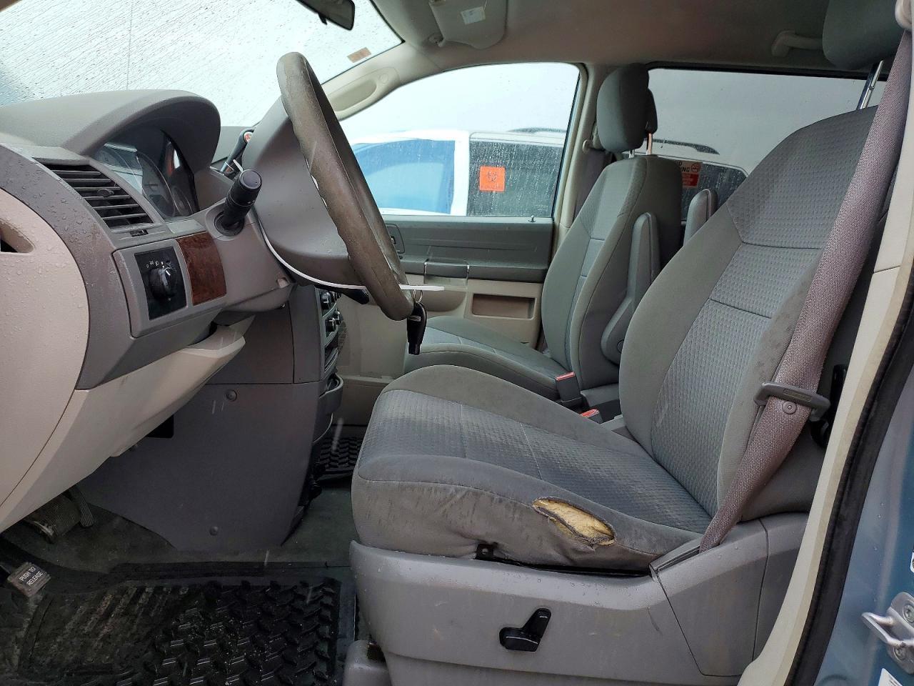 2010 CHRYSLER Town