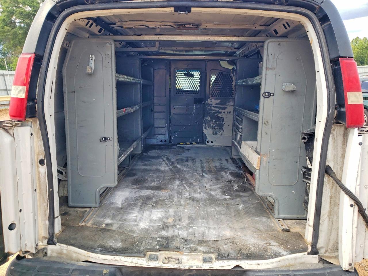 2013 CHEVROLET EXPRESS 2500