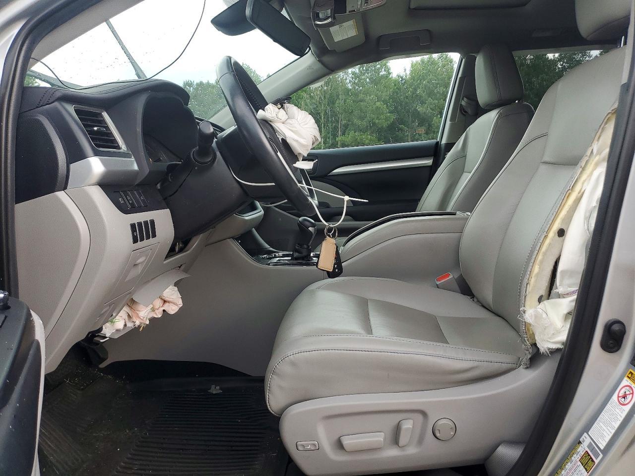 2019 TOYOTA HIGHLANDER
