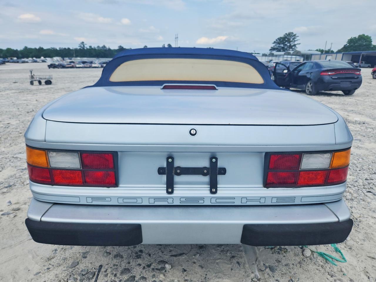 1990 PORSCHE 944